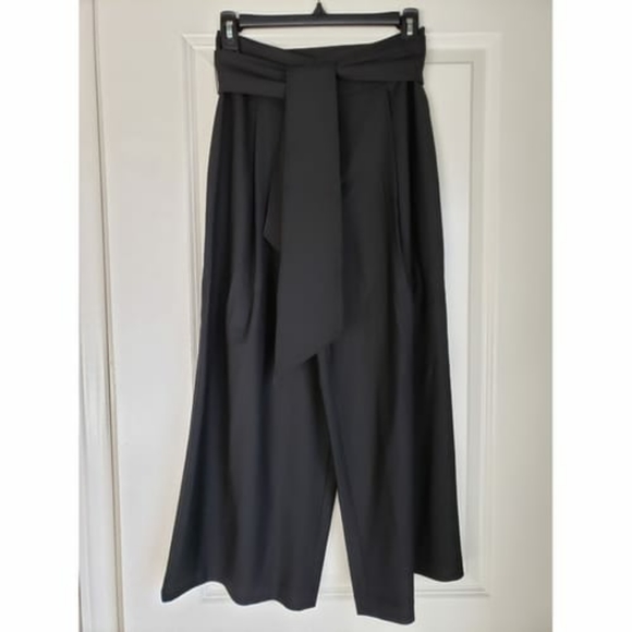 Club Monaco high-waist cropped pants - Picture 2 of 4